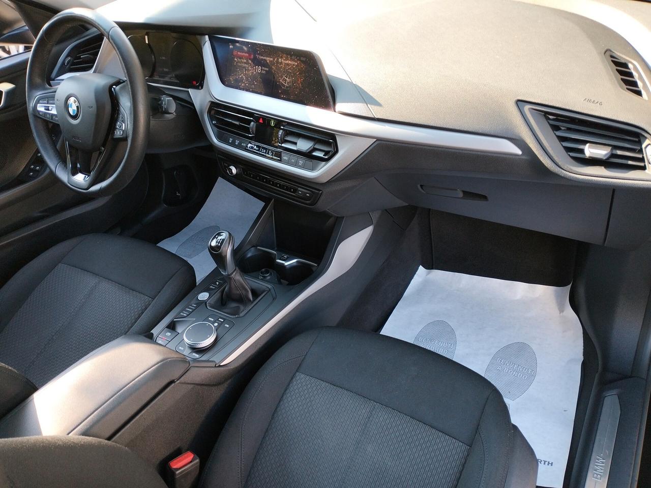 BMW 116 d Serie 1 F40 Sport * 98.000 KM *
