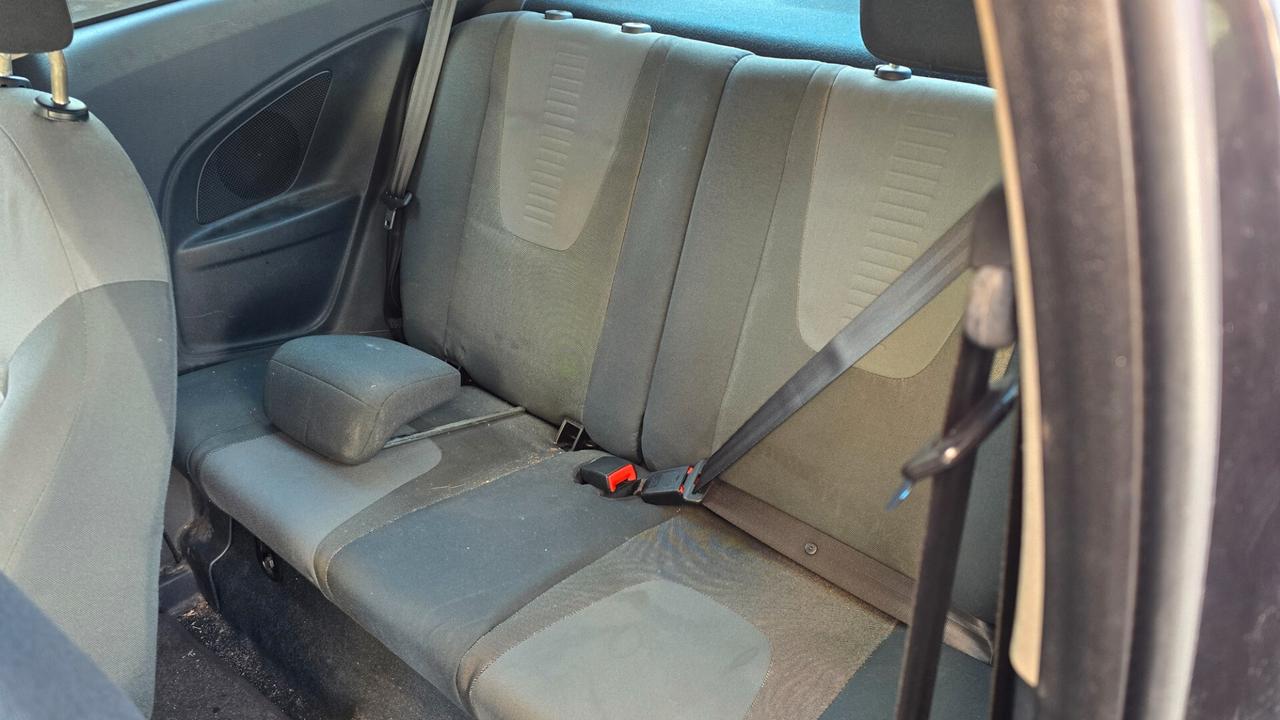 Ford Ka 1.3 TDCi 75CV Titanium