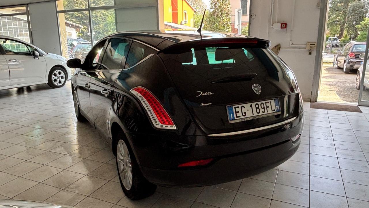 Lancia Delta 1.4 T-Jet 120 CV Silver Ecochic GPL