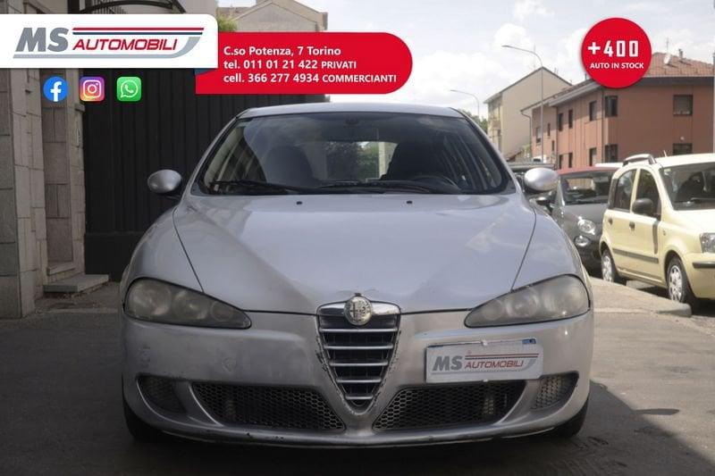 Alfa Romeo 147 Alfa Romeo 147 5p 1.6 ts 16v BlackLine 105cv ANNO 2005