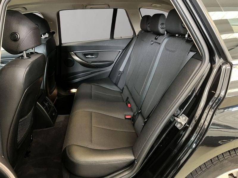 BMW Serie 3 BMW 320D Touring automatica XDRIVE