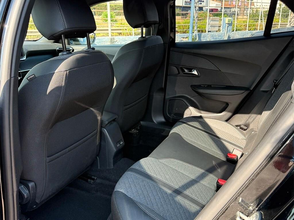 Peugeot 2008 PureTech 100 S&S Allure IN PROMO