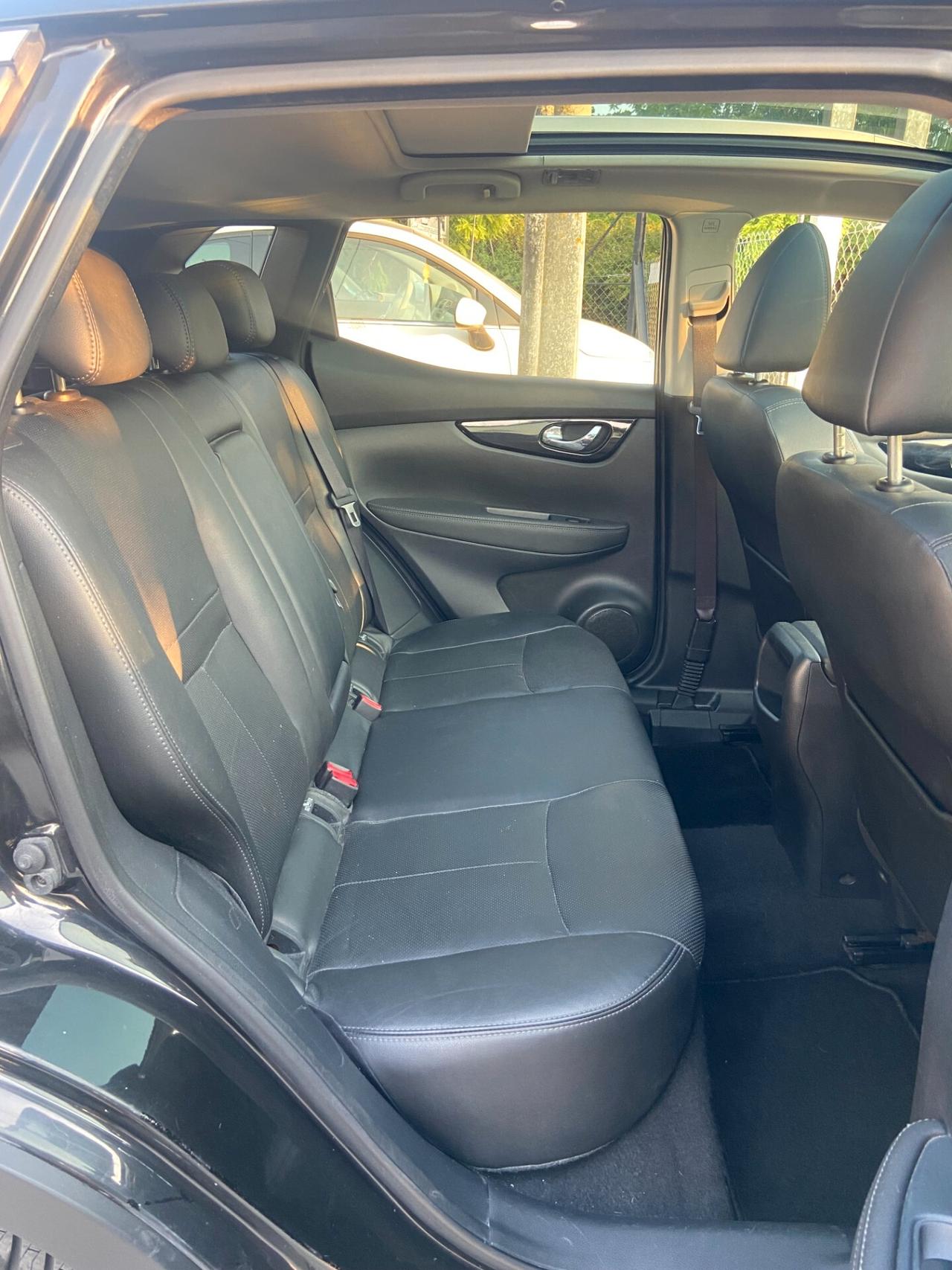 Nissan Qashqai 1.6 dCi Tekna (TETTO-NAVI-RETROCAMERA )