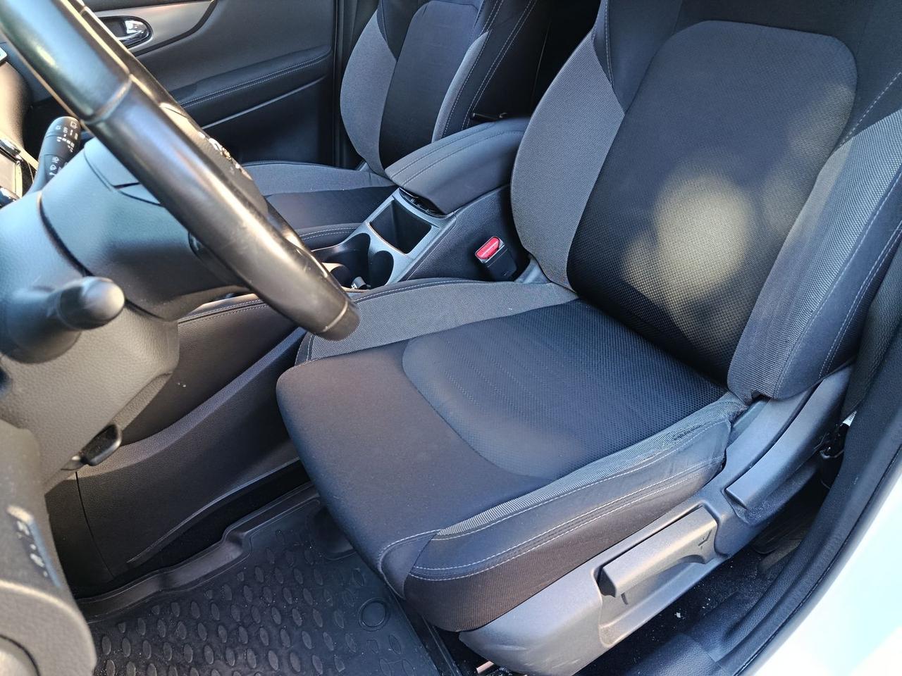 Nissan Qashqai 1.2 DIG-T Business #6661