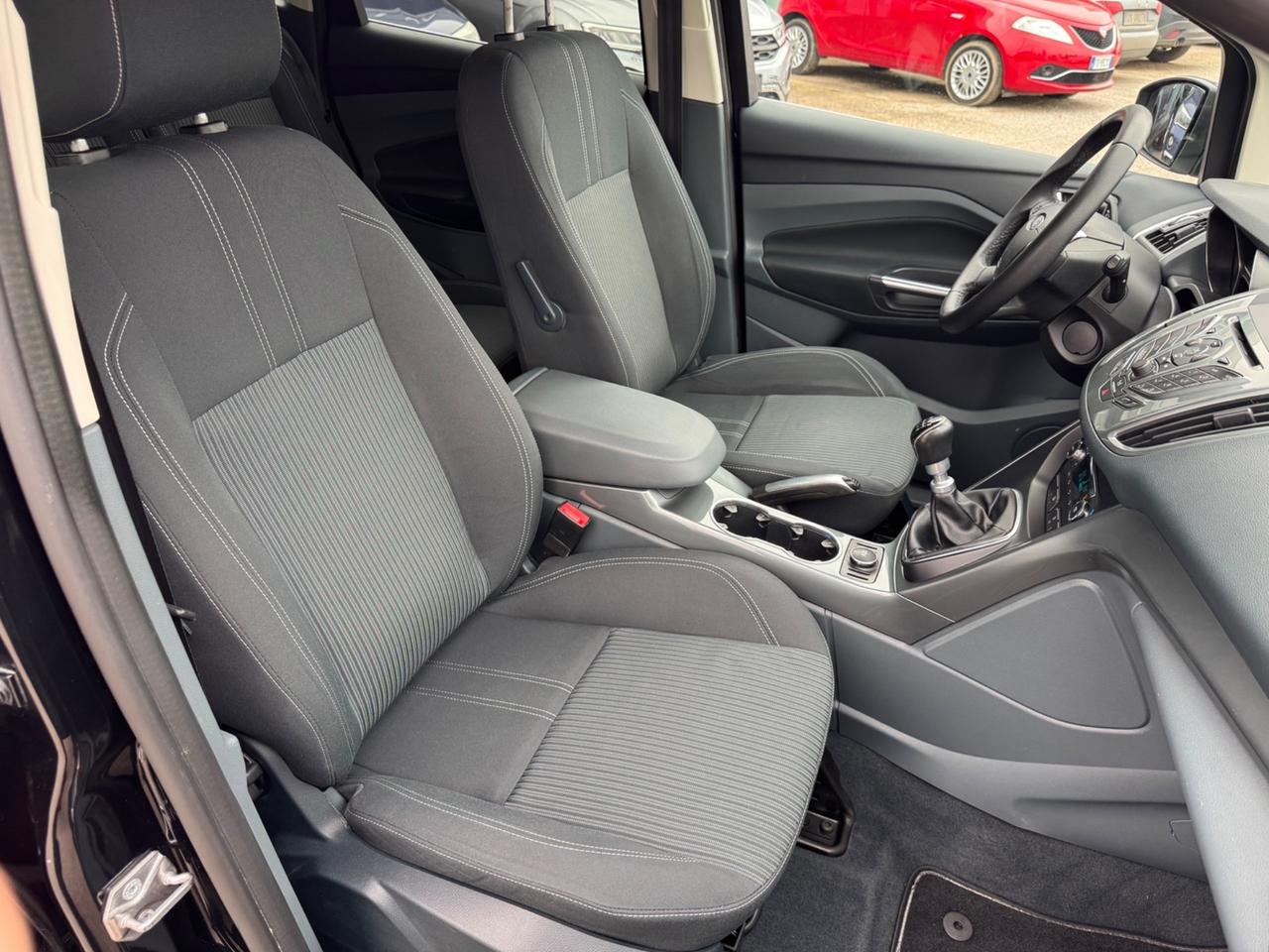 Ford C-Max 1.6 TDCi 115CV Titanium GANCIO TRAINO NEOPATENTATI