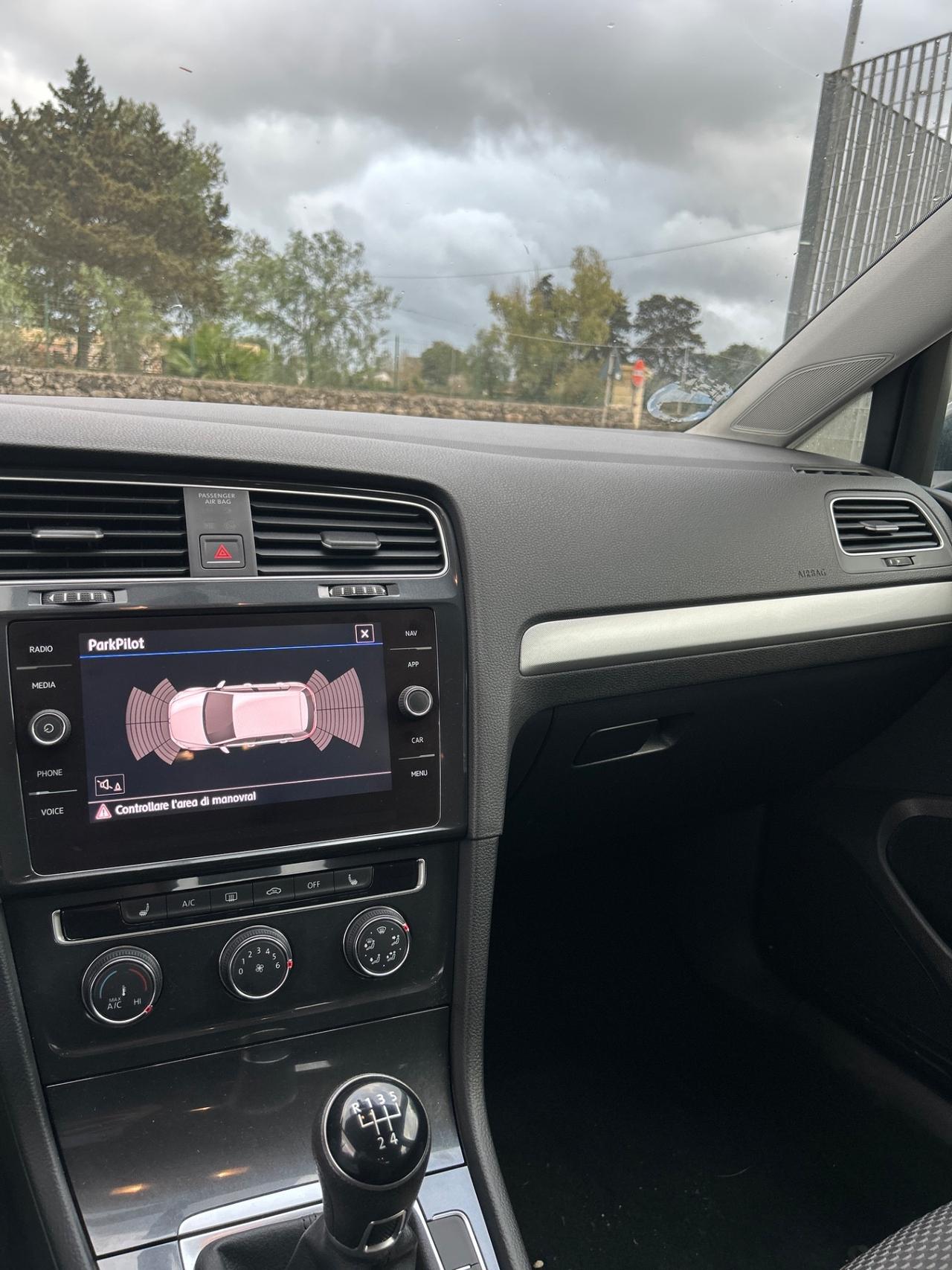 Volkswagen Golf 7.5 1.6 TDI 115 CV-2017 NAVI/18”