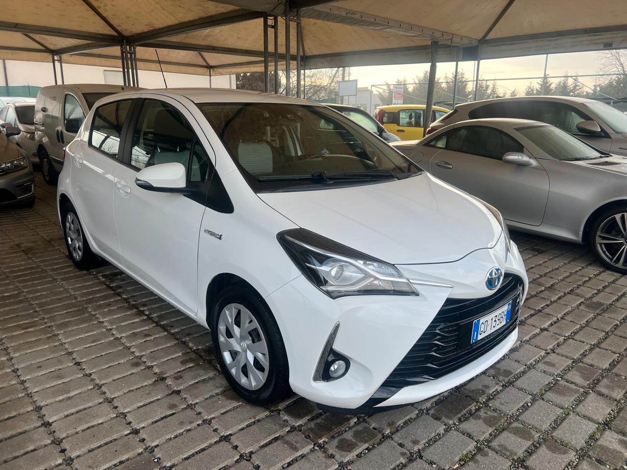 Toyota Yaris 1.5 Hybrid 5 porte Active