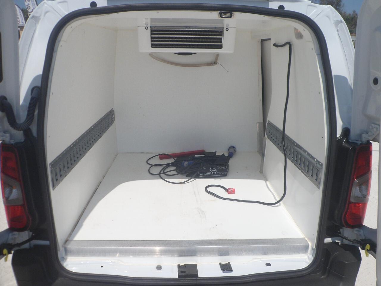 Opel combo frigo coibentato 3 posti