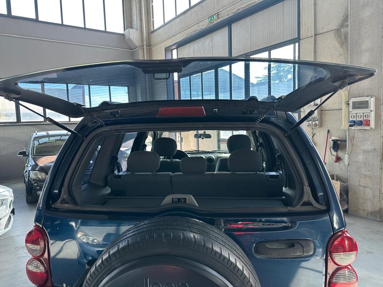 Jeep Cherokee 2.8 CRD Limited