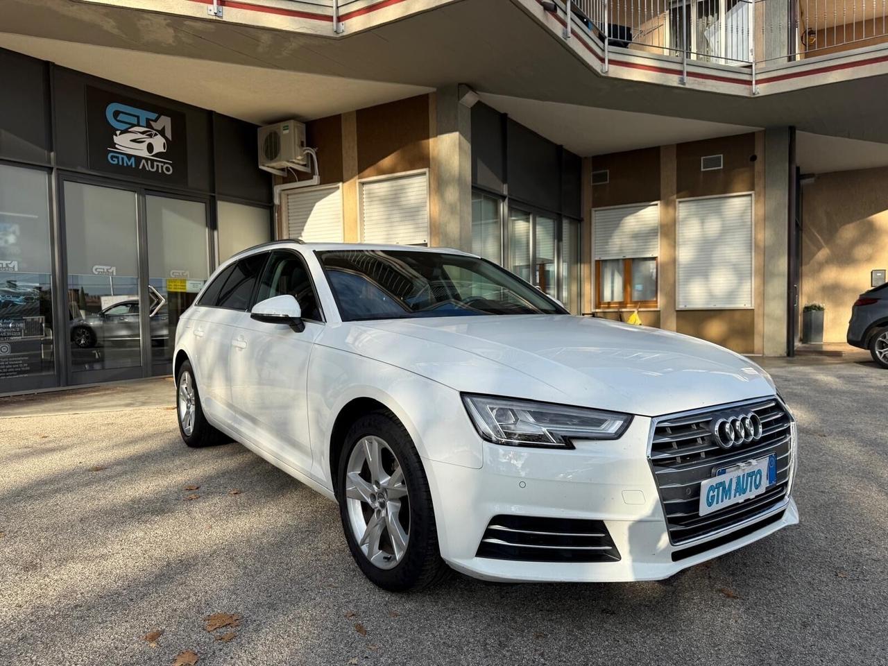 Audi A4 2.0 TDI 150 CV ultra - Automatica
