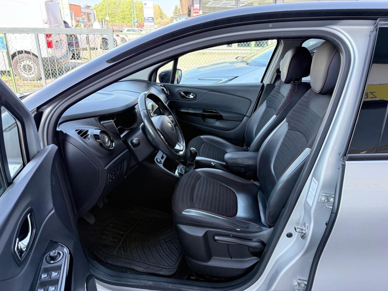 Renault Captur 0.9 tce Intens (energy r-link) 90cv E6