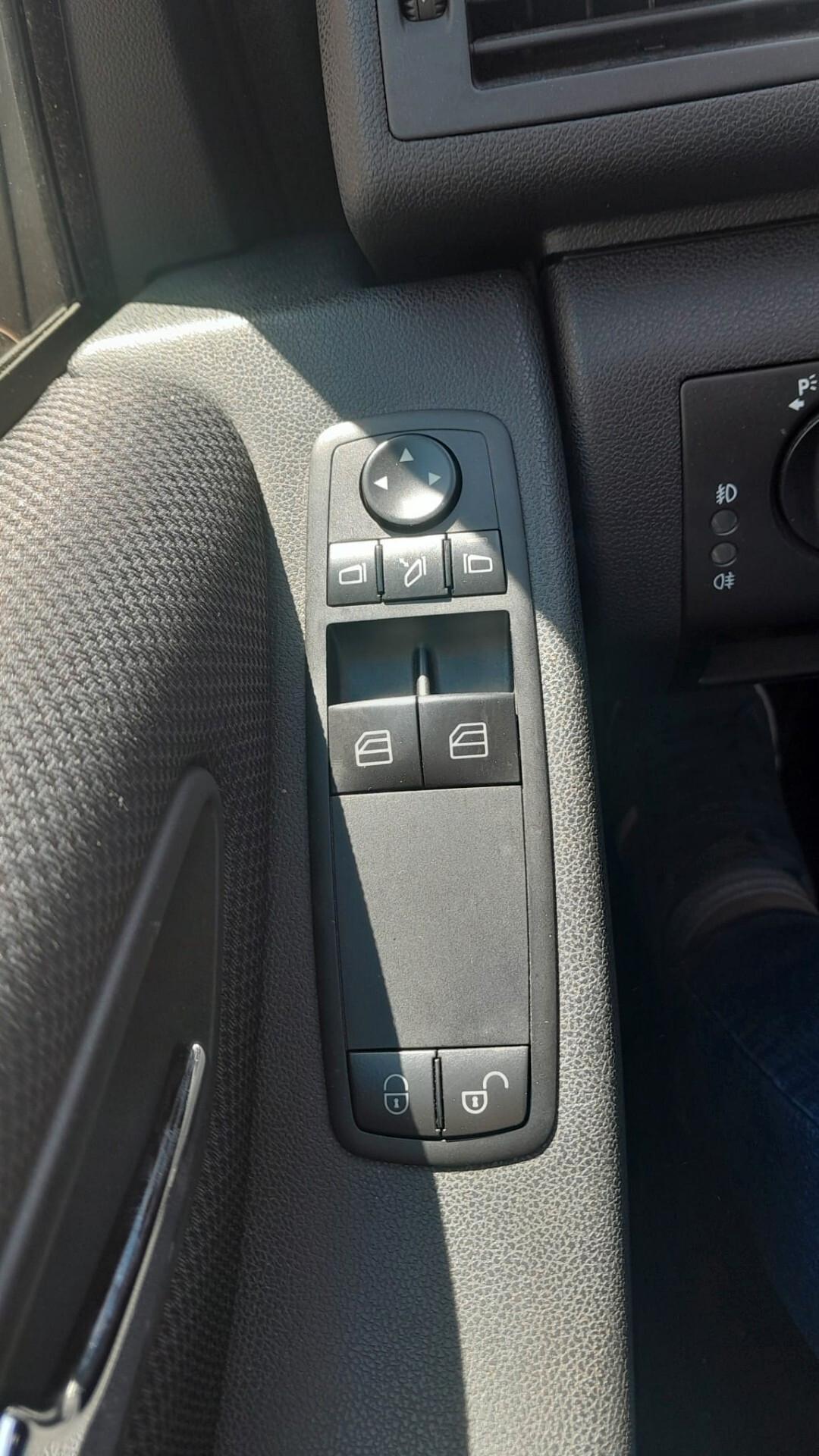 Mercedes-benz A 160 A 160 BlueEFFICIENCY Elegance