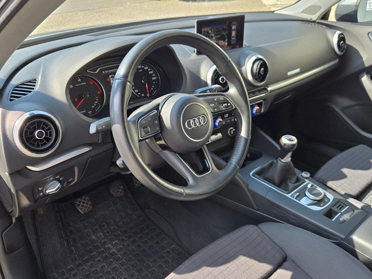 Audi A3 Sedan 1.6 TDI 116 CV Sport