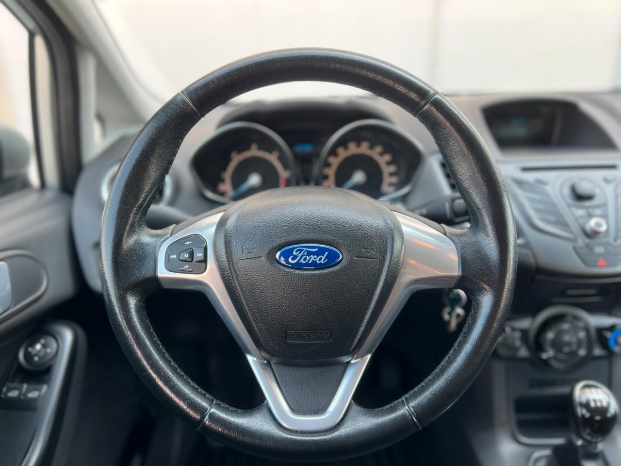 Ford Fiesta 1.5 TDCi 75CV 5 porte