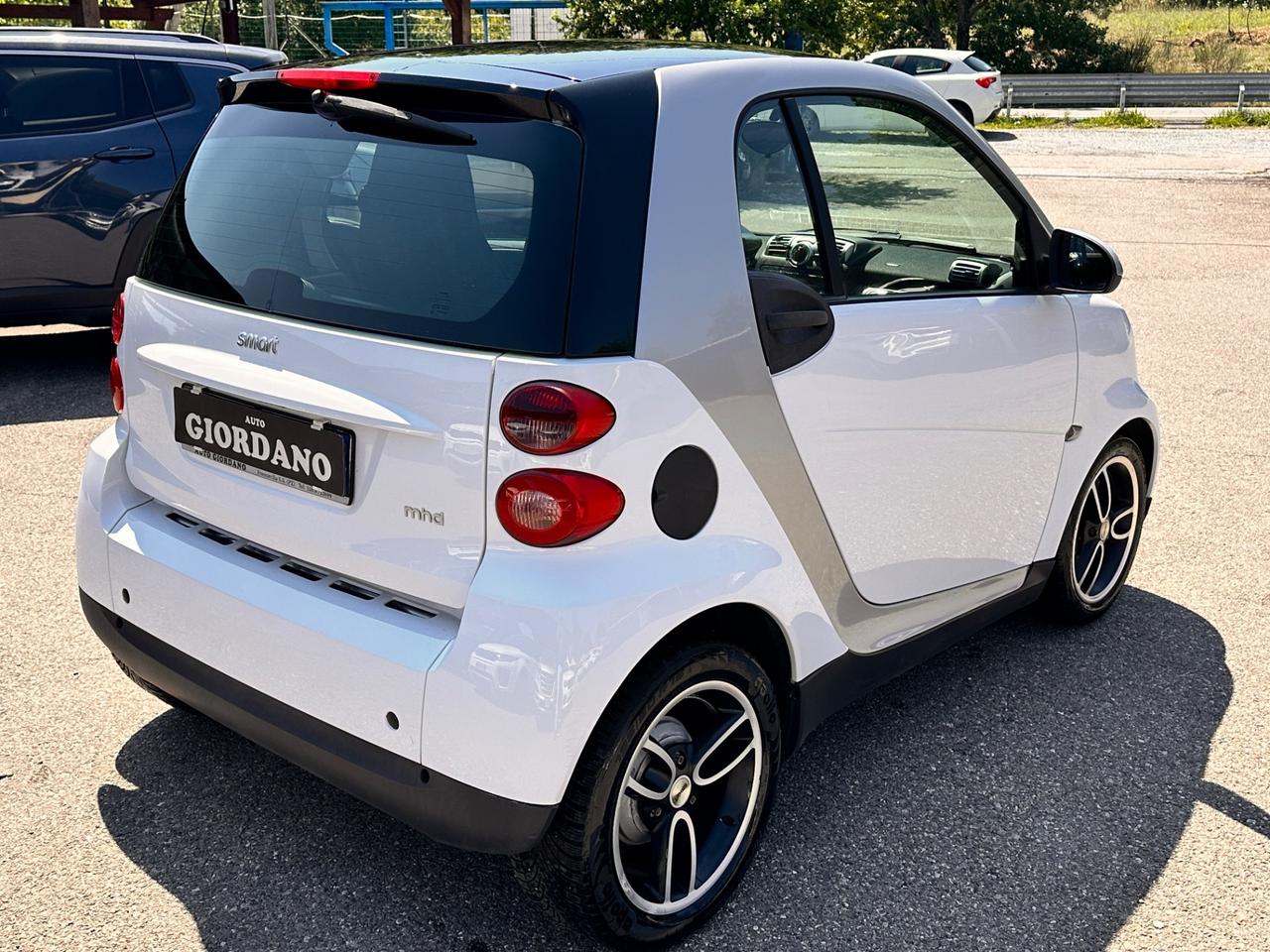 Smart 1.0 mhd benzina 71 cv soli 79.000 km