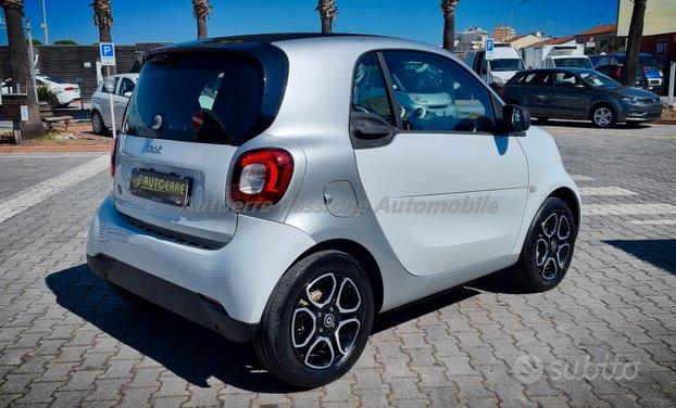 SMART FORTWO EQ Enel-X White