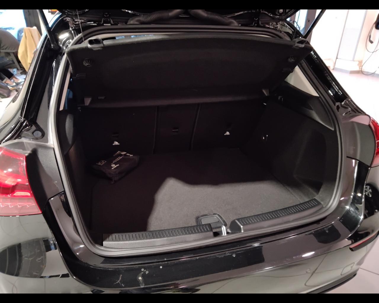 Mercedes-Benz Classe A - W177 2023 - A 180 d Progressive Advanced auto