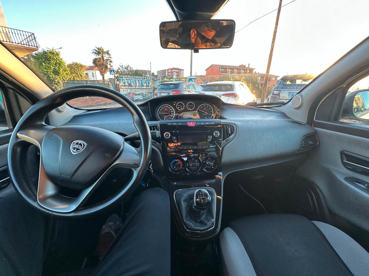 Lancia Ypsilon 0.9 TwinAir 85 CV 5 porte Metano Ecochic Gold