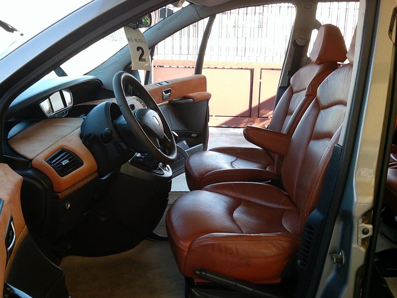 Lancia Phedra 2.2 JTD Emblema Plus 06