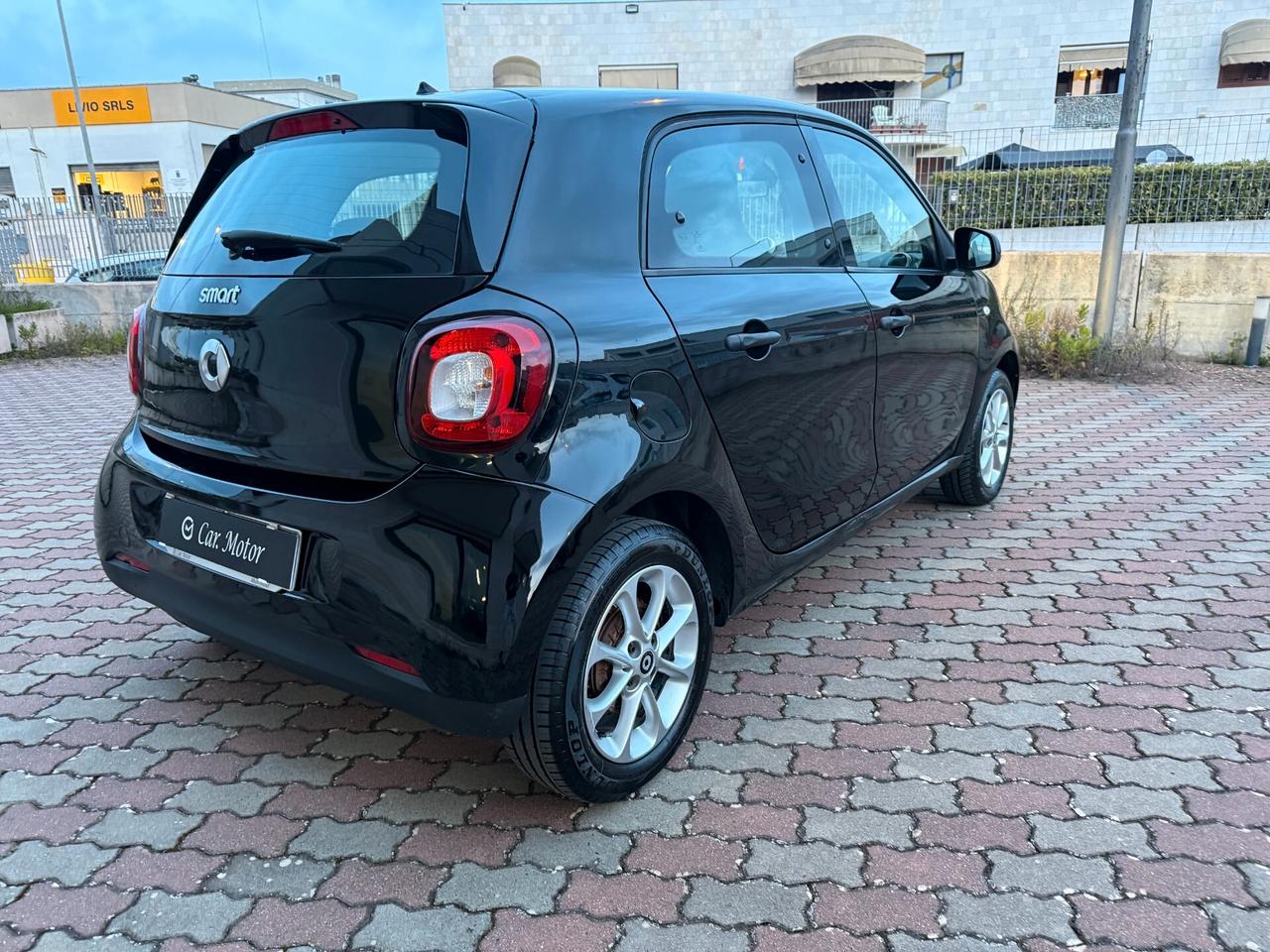 Smart ForFour 70 1.0 Prime Pelle Bluetooth