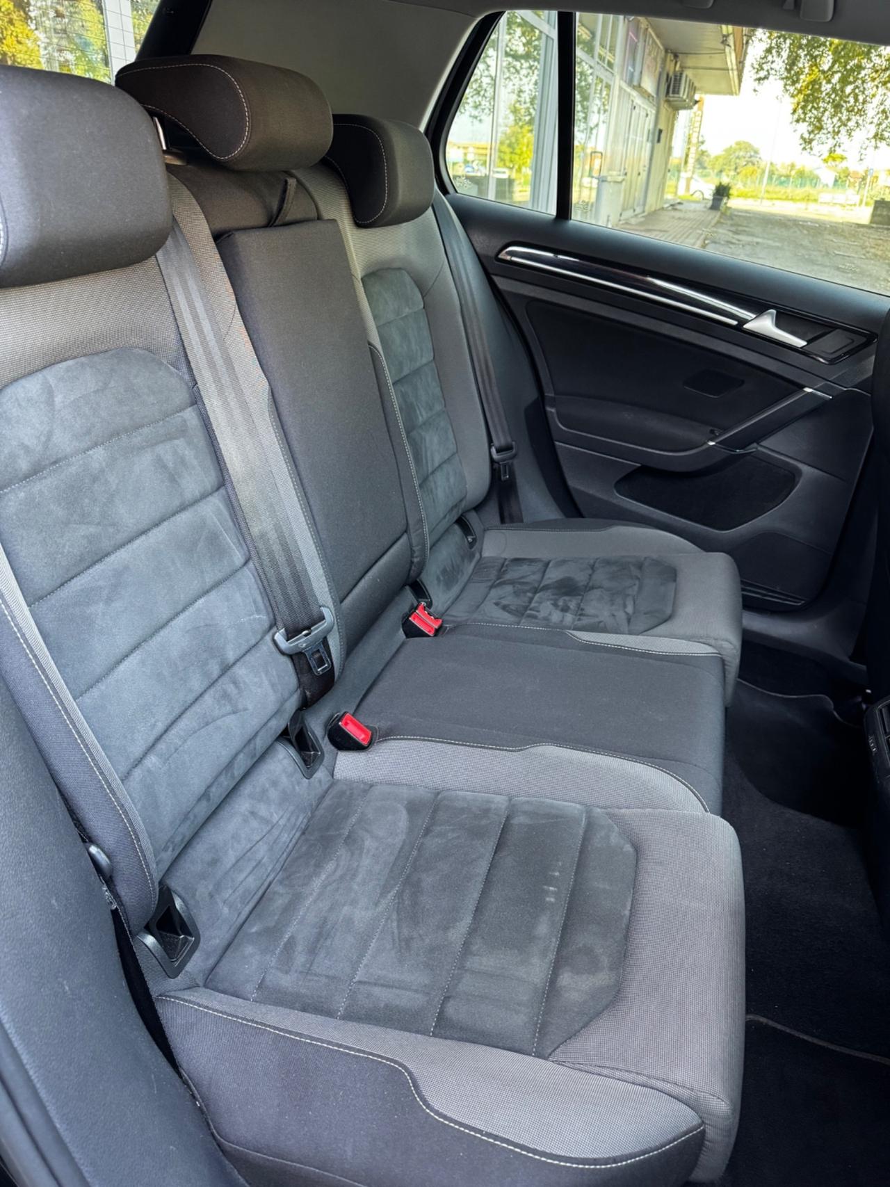 Volkswagen Golf 2.0 TDI 5p. Executive BlueMotion Technology