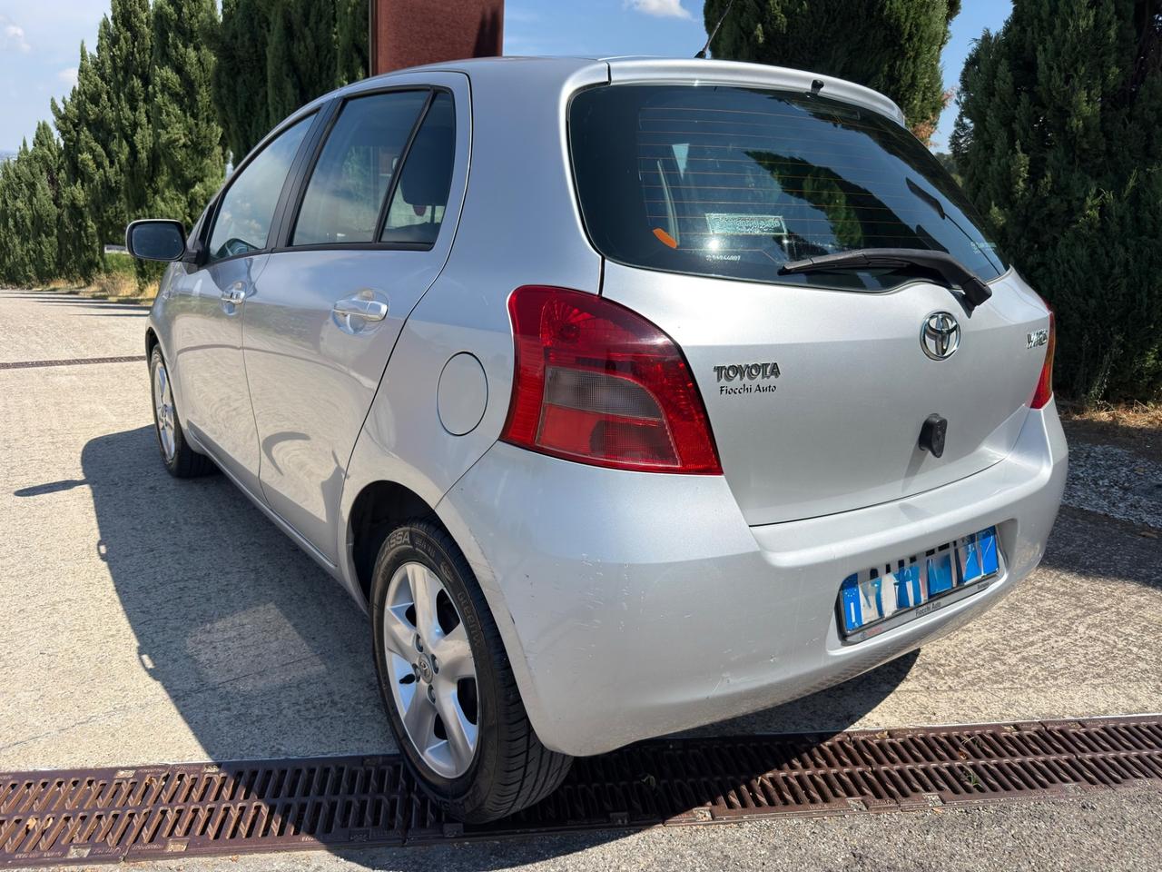 Toyota Yaris 1.3 5 porte Sol PERFETTA