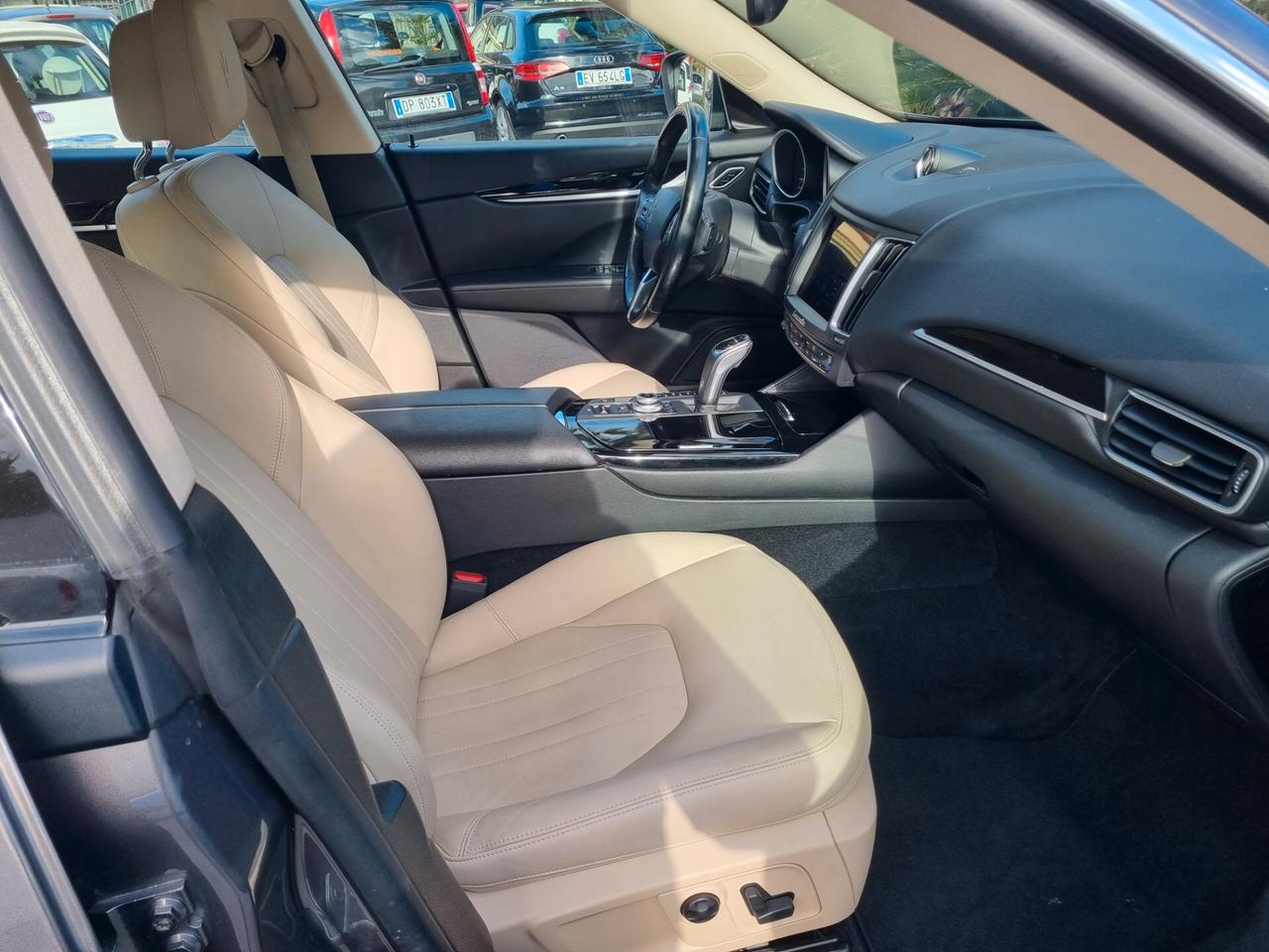 Maserati Levante 3.0 V6 Diesel 275 CV AWD - 10/2018