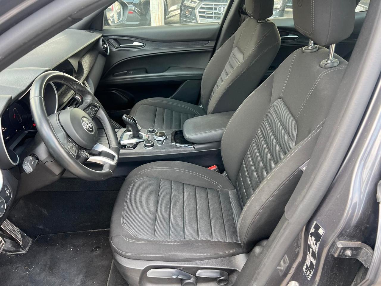 Alfa Romeo Stelvio 2.2 Turbodiesel 210 CV AT8 Q4 Super
