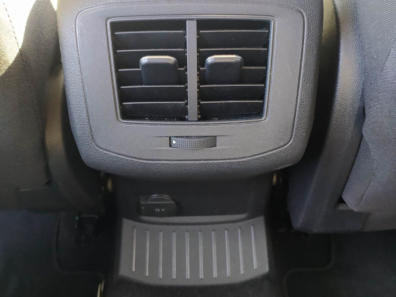 Volkswagen T-Roc Business 2.0 TDI 4x4 #9493