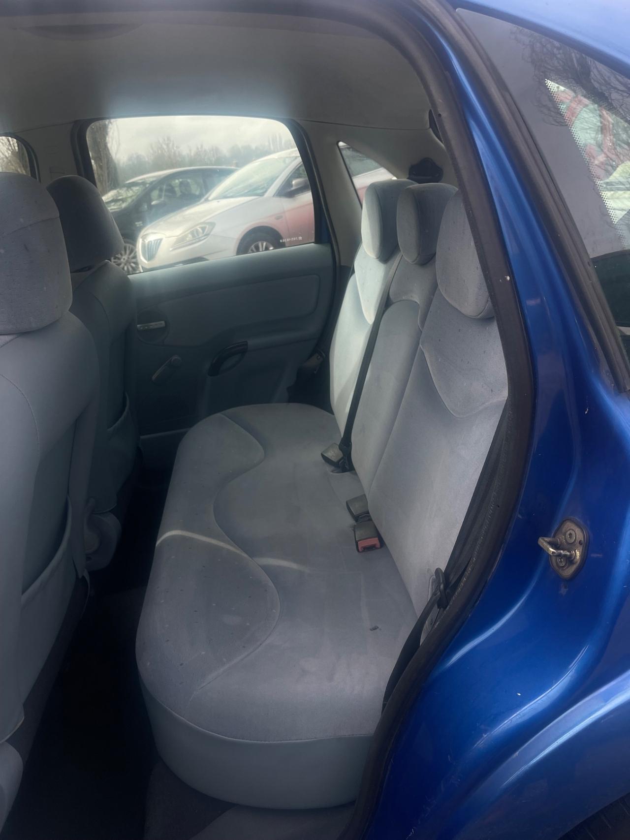Citroen C3 1.4 HDi 70CV Elegance