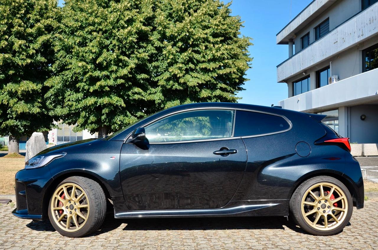 TOYOTA YARIS 1.6 CIRCUIT 260cv, AUTO IN OTTIME CONDIZIONI, UFF ITALIANA, EURO 6D, SERVICE TOYOTA, HIGH BEAM, RETROCAMERA, PERMUTE