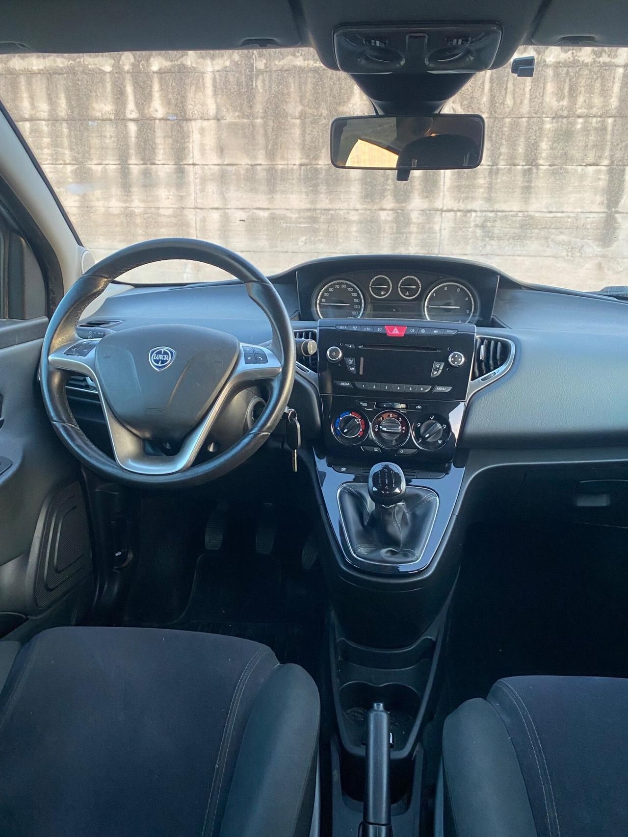 Lancia Ypsilon 1.3 MJT 2014 TAGLIANDATA GARANZIA