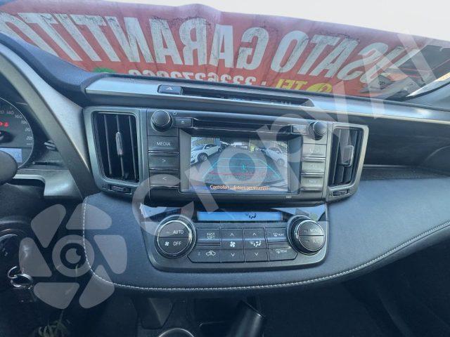 TOYOTA RAV 4 MY23 RAV4 2.0 D-4D 2WD Style White Ed.