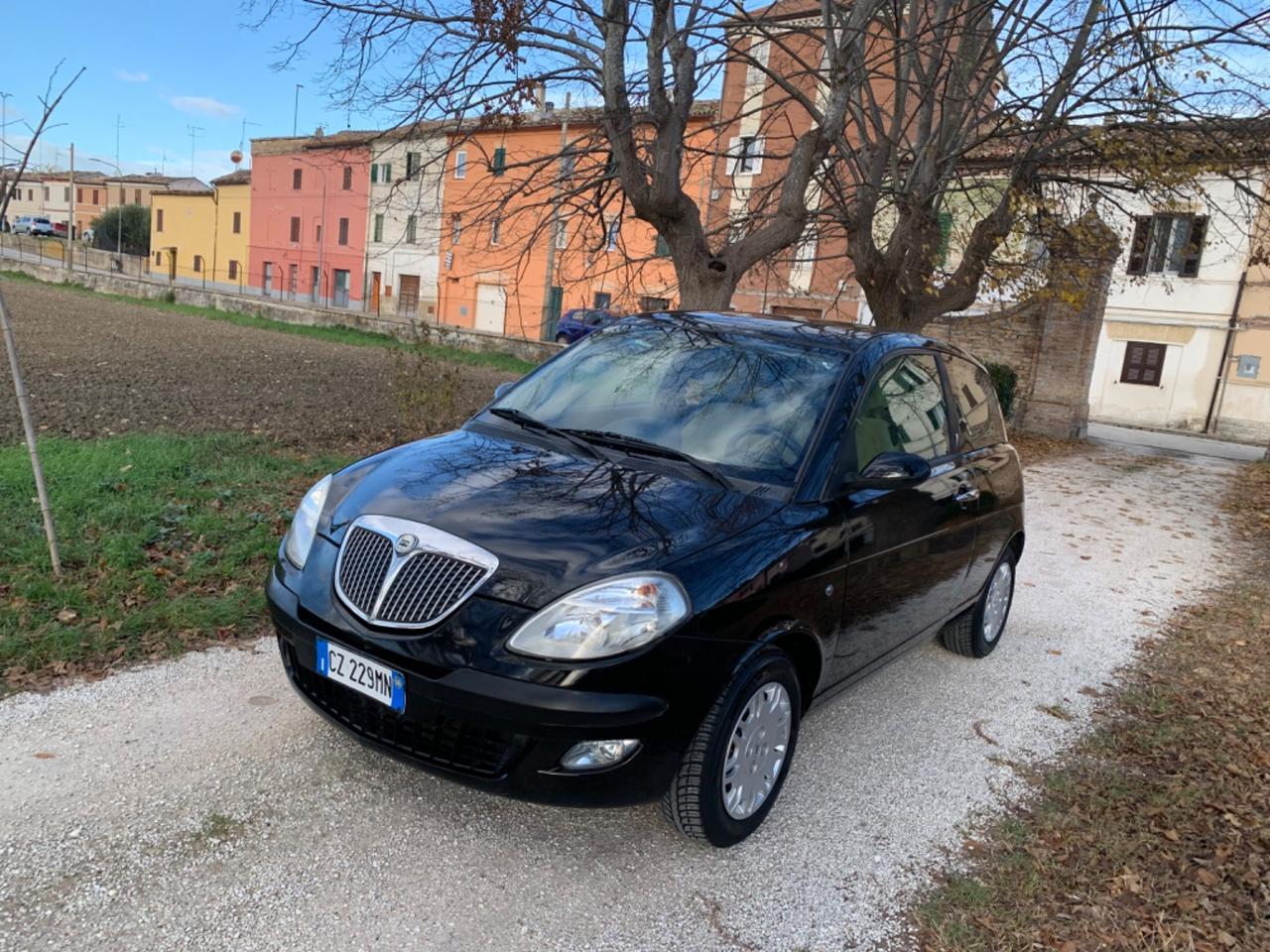 Lancia Ypsilon 1.2 Oro accessoriata