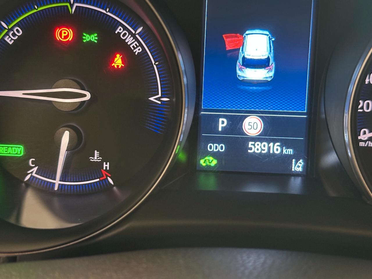 Toyota C-HR 2.0 Hybrid E-CVT Morebusiness