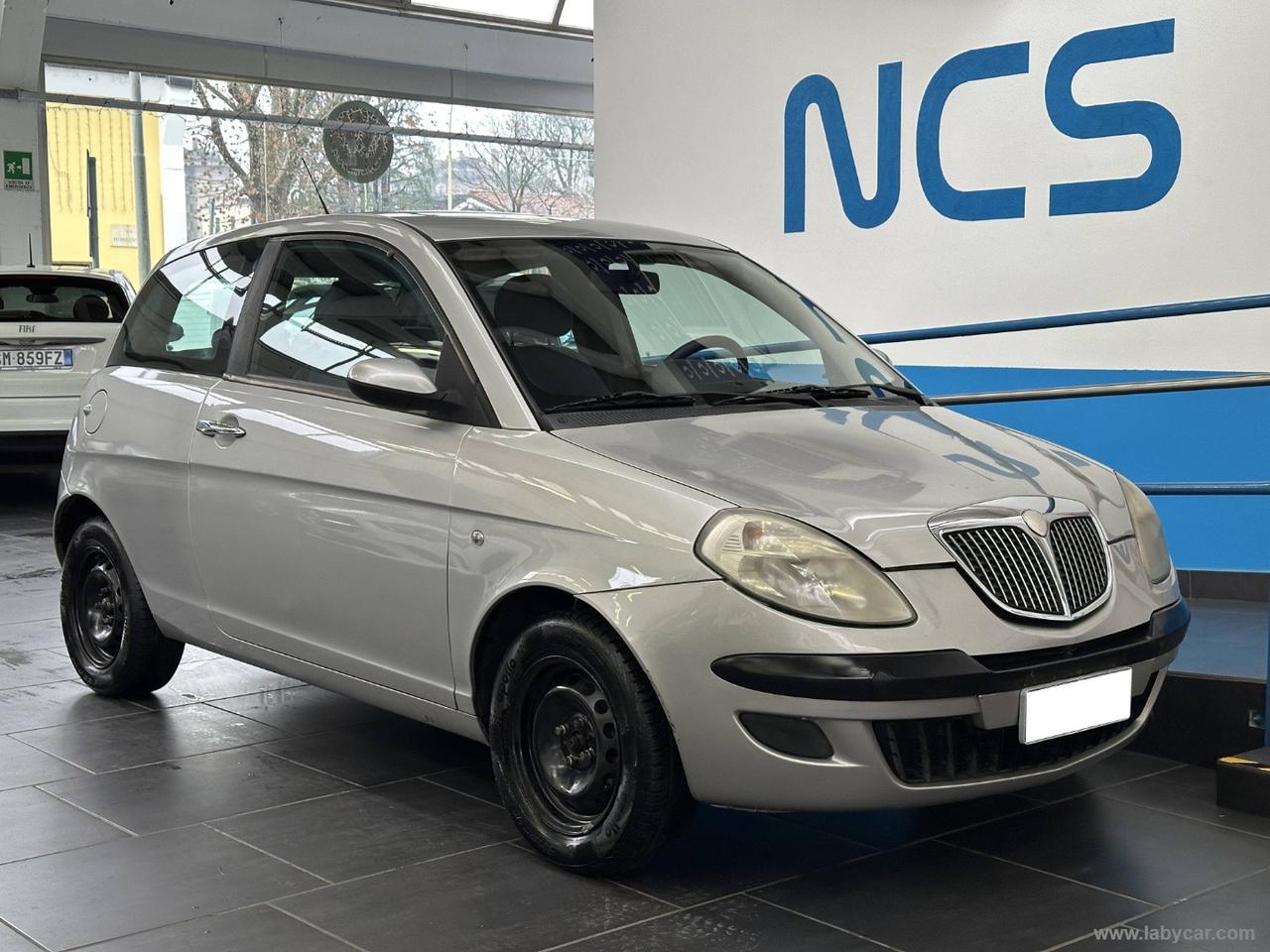 LANCIA Ypsilon 1.2 Argento