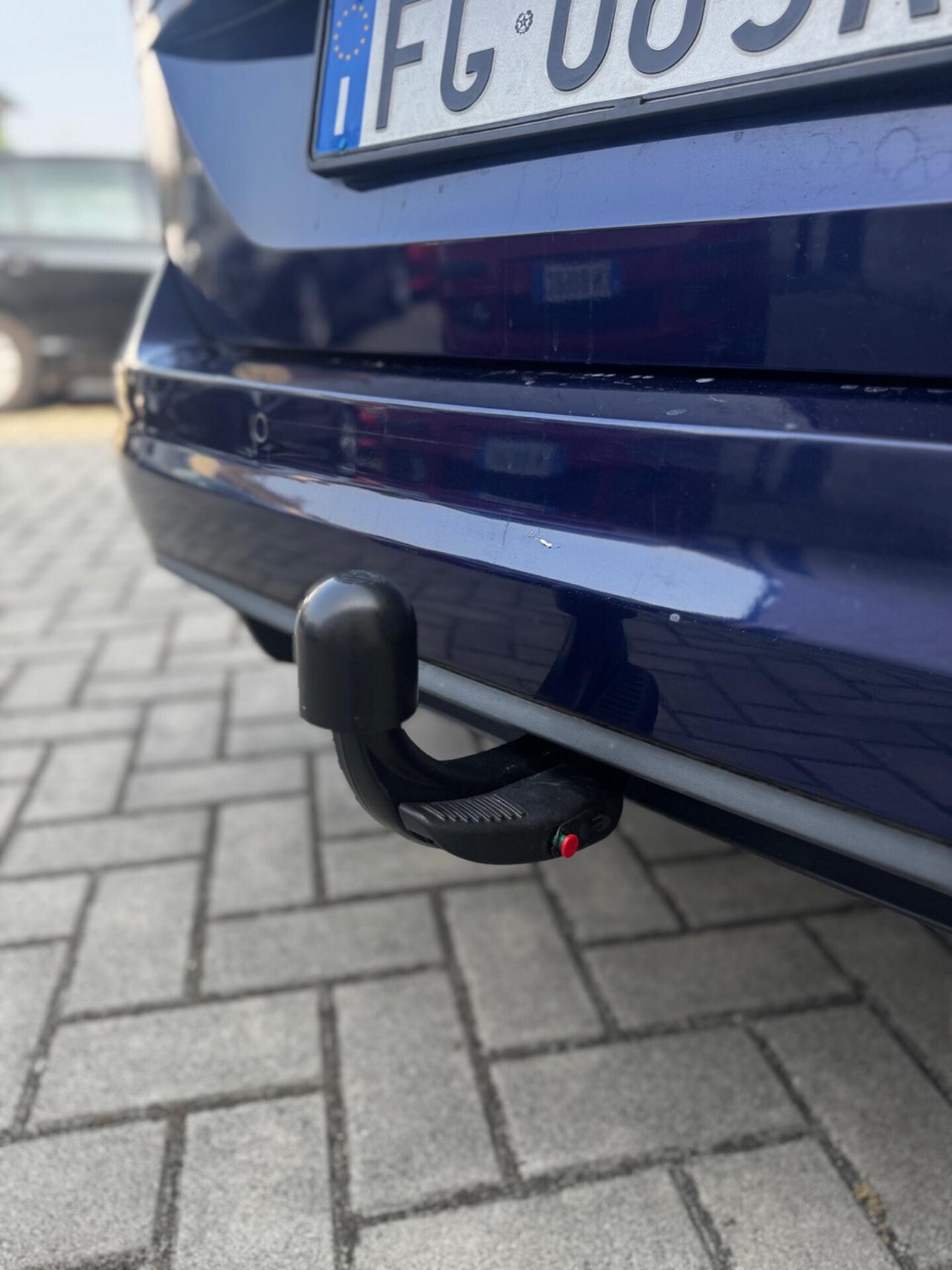 Volkswagen Touran 1.6 TDI 115 CV SCR DSG Comfortline BlueMotion Tech.