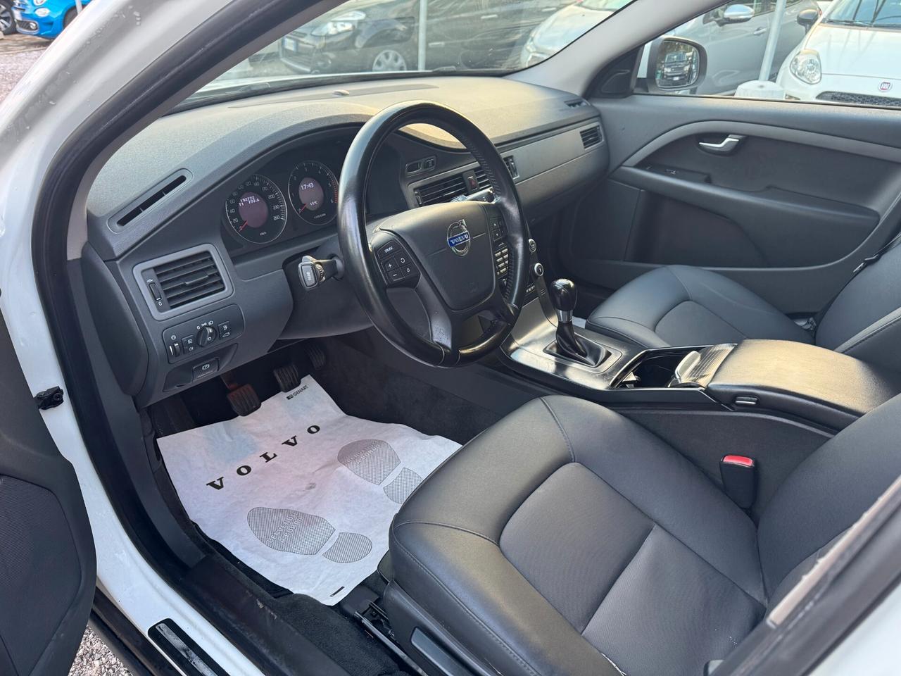 Volvo V70 2.0 D POLAR