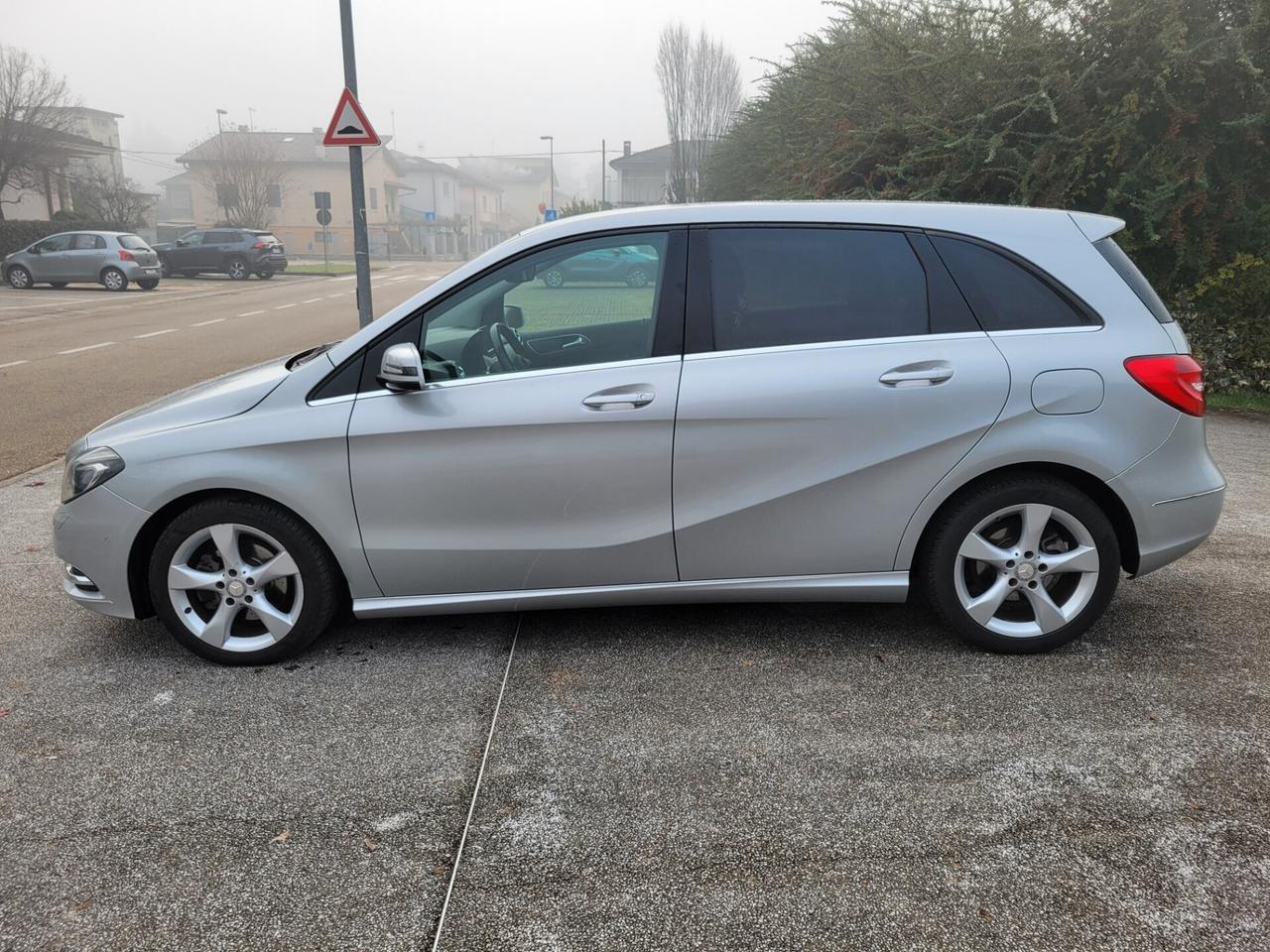 Mercedes-benz B 180 CDI 109cv Automatic Premium