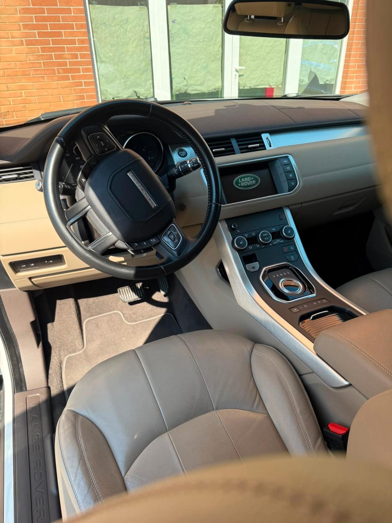 Land Rover Range Evoque 2.0 TD4 180 CV 5p. HSE