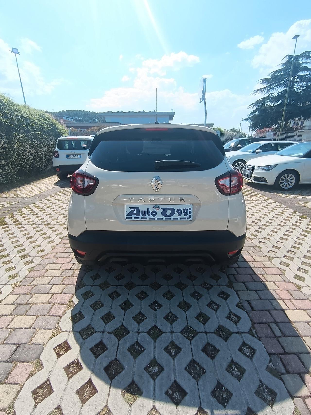 Renault Captur TCe 12V 90 CV Business