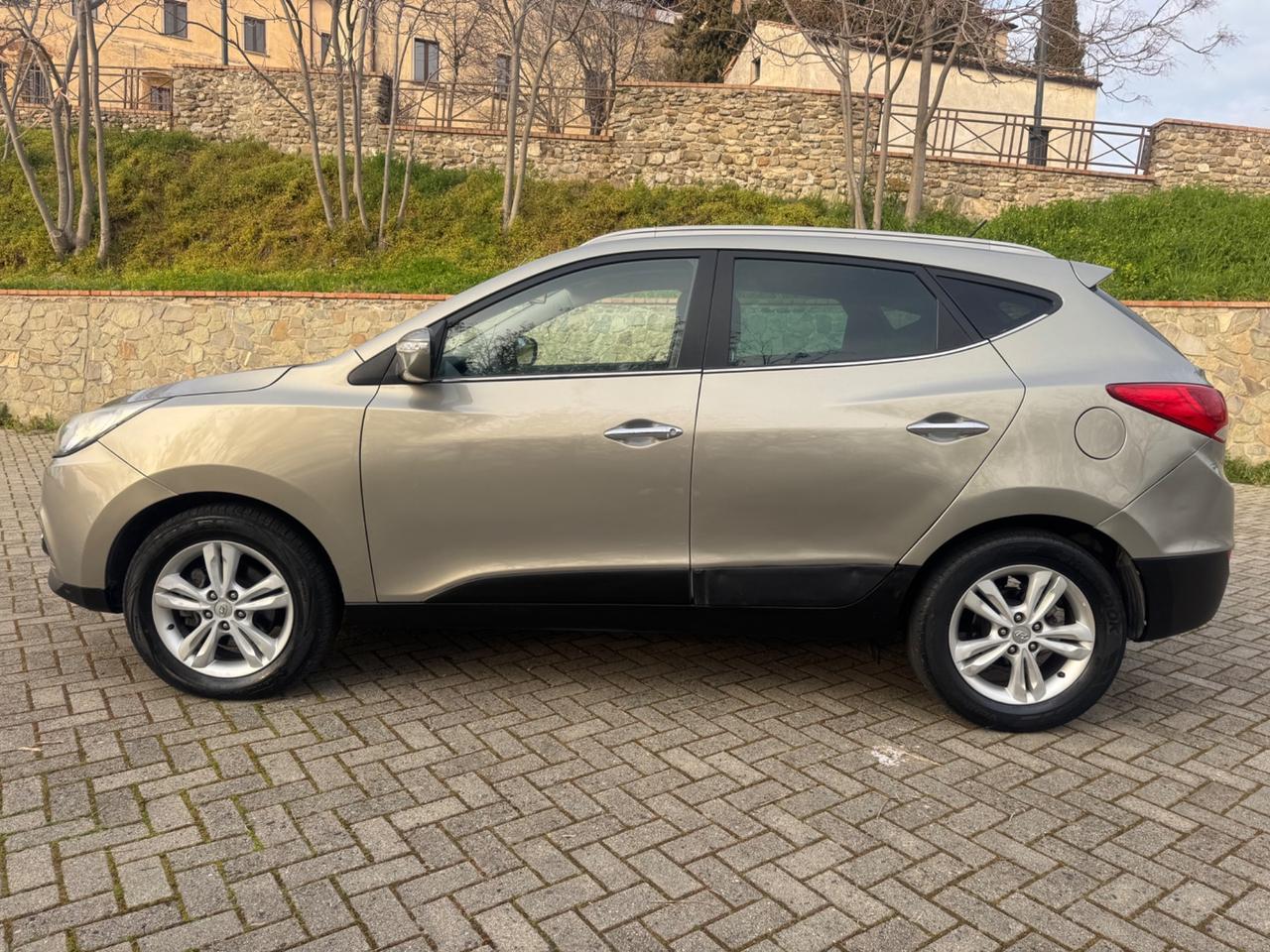 Hyundai iX35 1.7 CRDi 2WD 2011