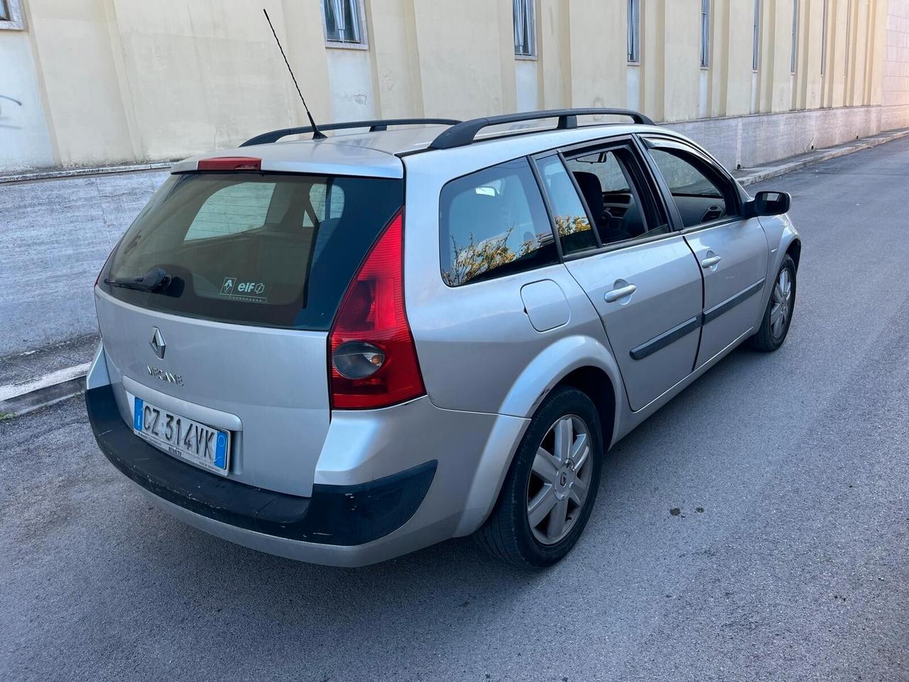 Renault Megane Mégane C-C 1.5 dCi/105CV Dynamique