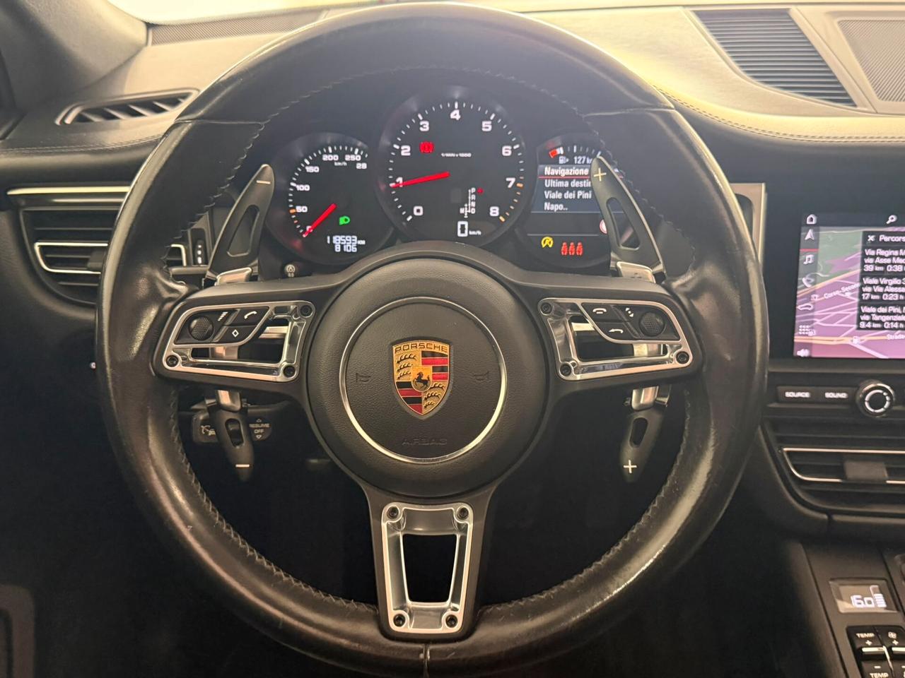Porsche Macan 2.0 245CV PDK ANNO 2021