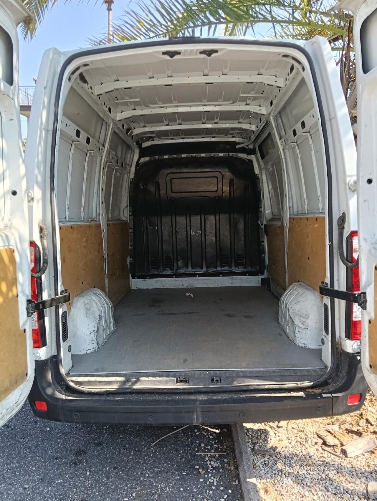 Renault master2019 euro 9500+iva