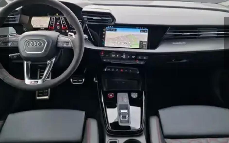 Audi RS3 - Tetto panoramico