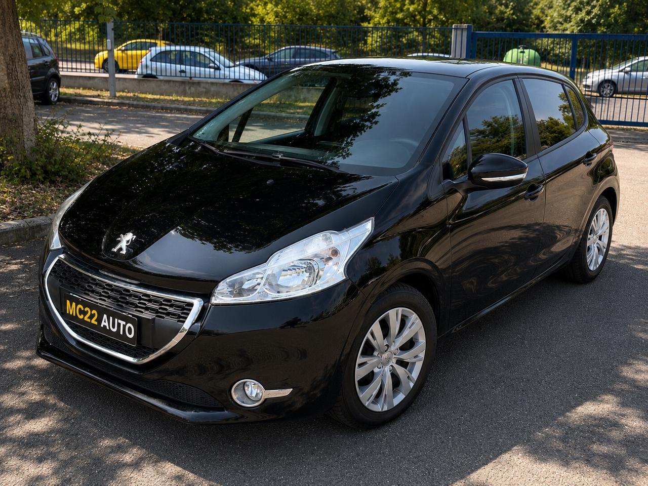Peugeot 208 Ok neopatentati Unico proprietario
