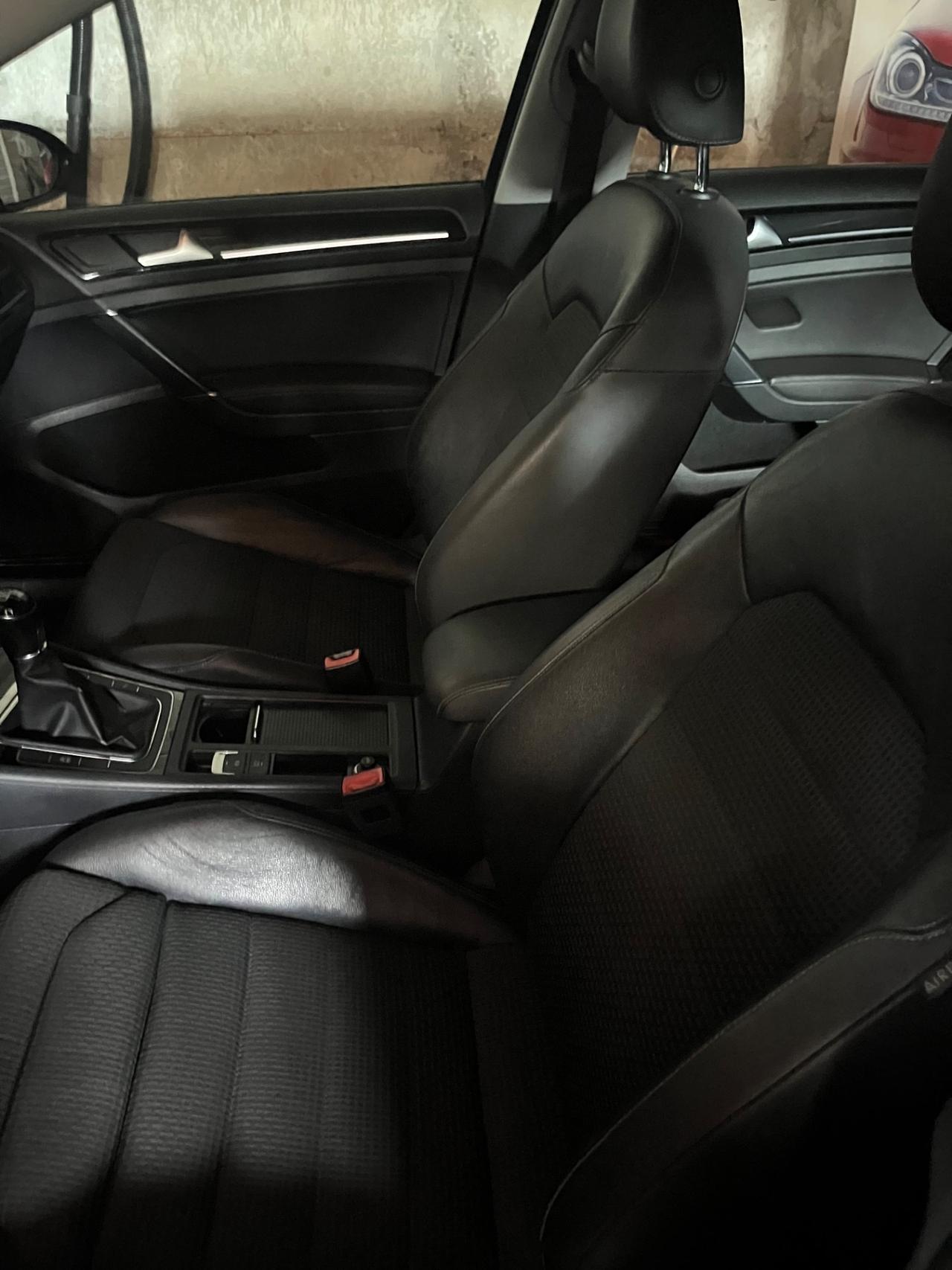 Volkswagen Golf 2.0 TDI 5p. Highline BlueMotion Technology