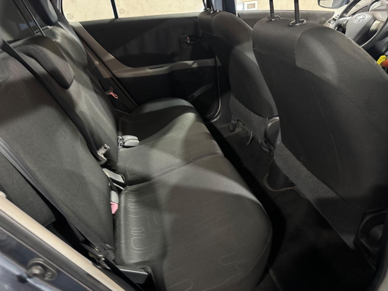 Toyota Yaris 1.0 5 porte NEOPATENTATI / TAGLIANDI TOYOTA