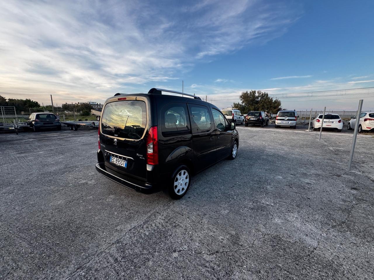 Peugeot Partner Tepee 1.6 HDi 112CV Outdoor